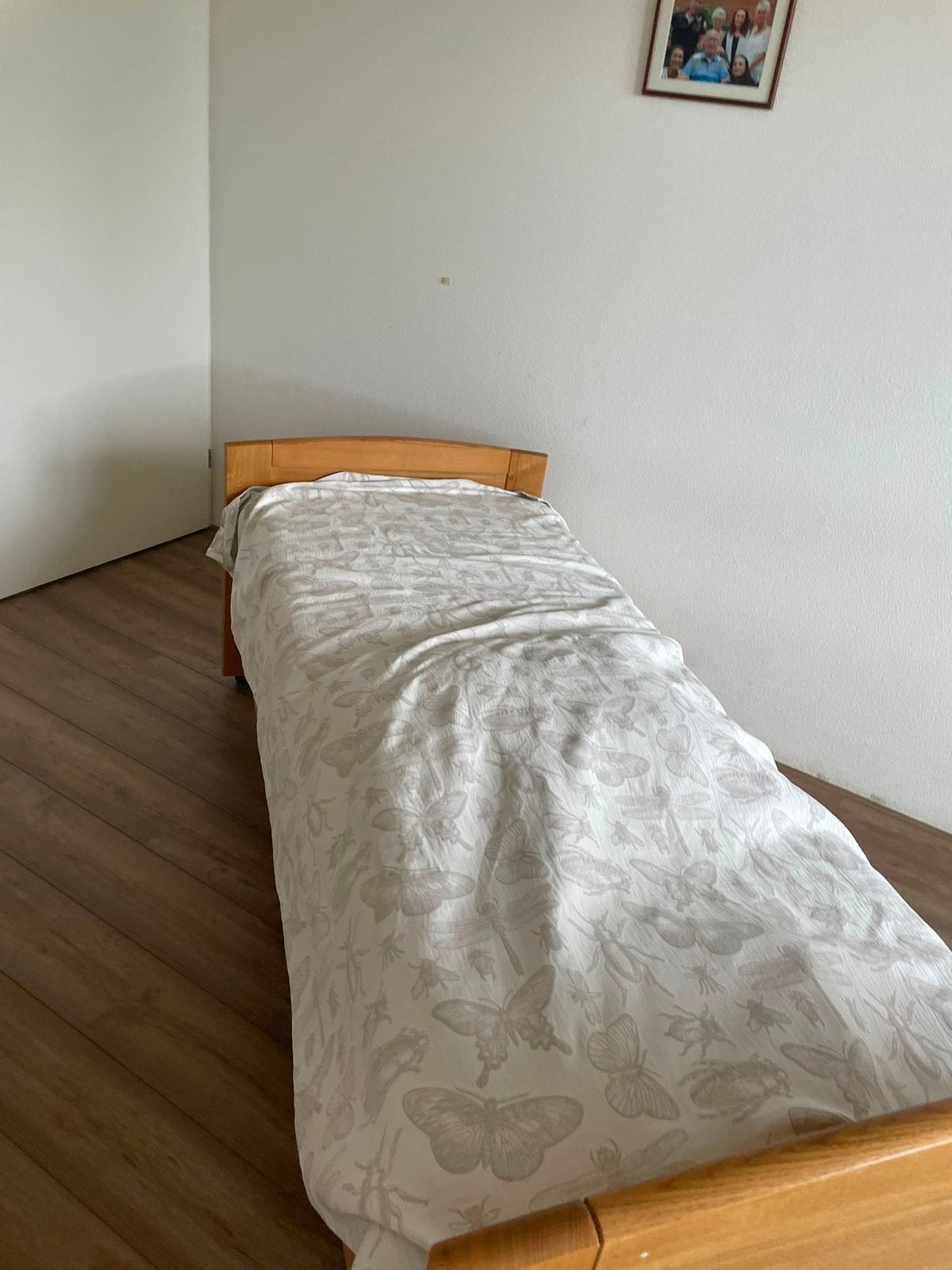 2 senioren bedden, Huis en Inrichting, Slaapkamer | Bedden, Ophalen, Zo goed als nieuw, Tweepersoons