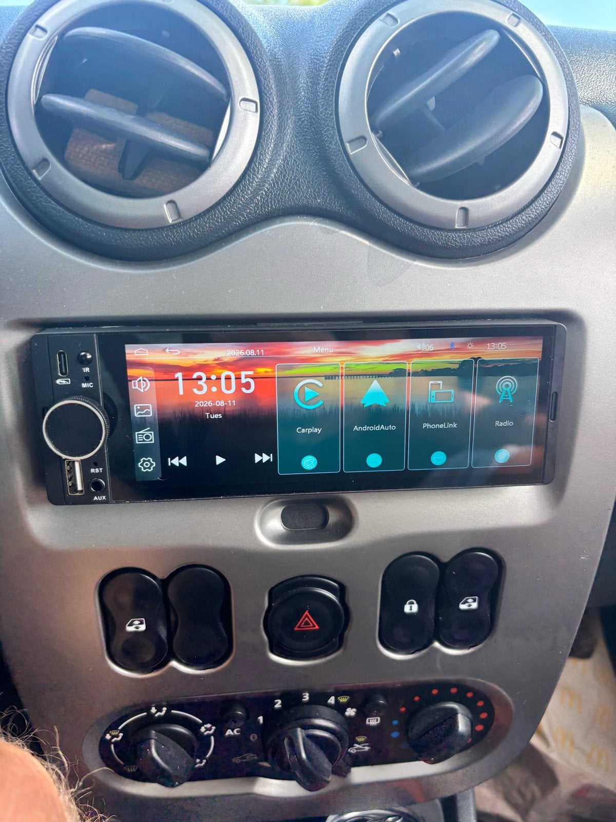 Autoradio met alle opties en ongebruikte camera, Ophalen of Verzenden, Zo goed als nieuw