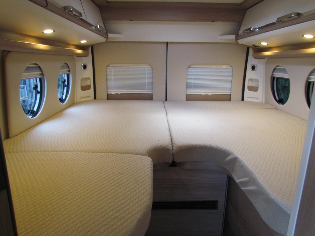 Malibu Van Charming Coupe 640 LE Lengtebed, Automaat, Caravans en Kamperen, Campers, Automaat, Buscamper of Camperbus, Malibu