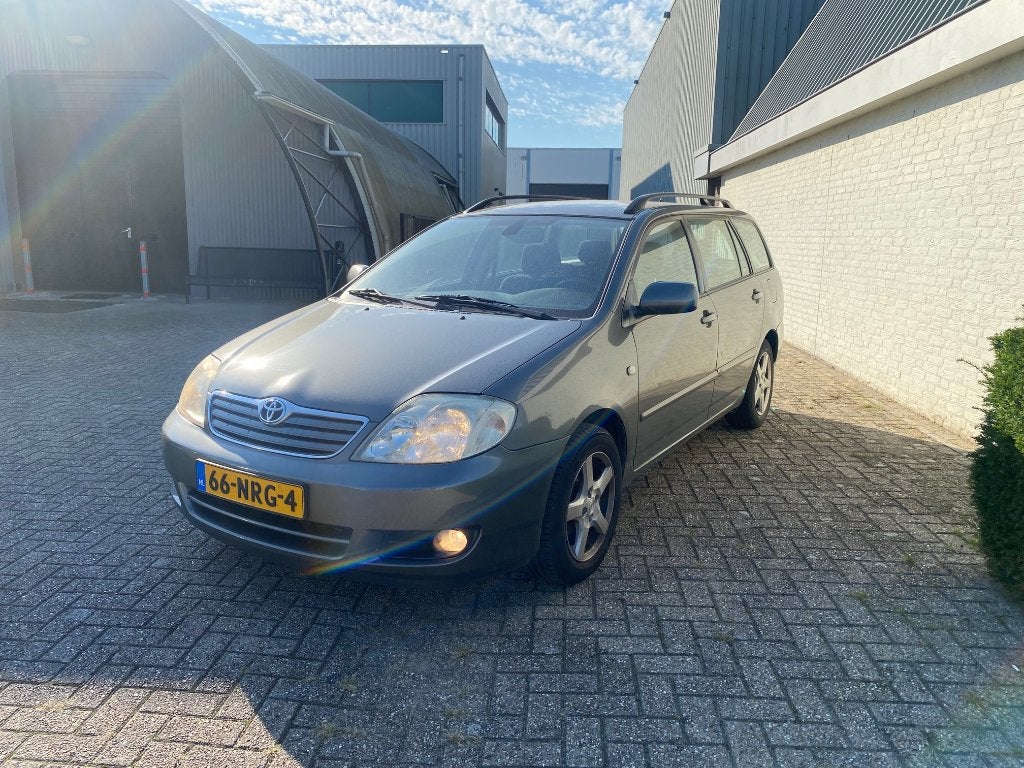 Toyota Corolla 1.6 16V Vvt-i Wagon Linea SOL 2005 Grijs Clim
