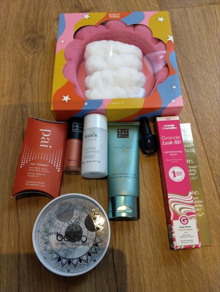 Cosmetica set nieuw Rituals - grande cosmetics- boho- babor, Sieraden, Tassen en Uiterlijk, Uiterlijk | Cosmetica en Make-up, Ophalen of Verzenden