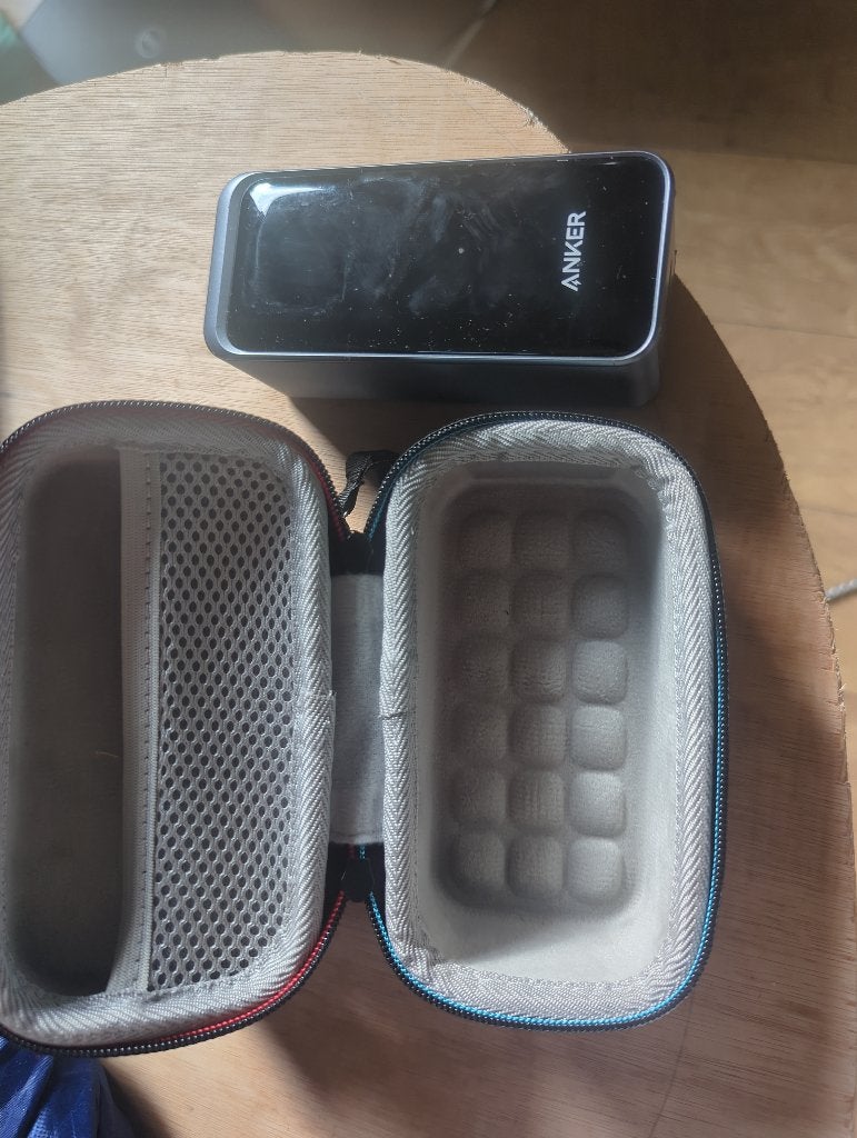 Opberg etui + Stootrubberen hoes Anker Prime 20.000 mah, Telecommunicatie, Powerbanks, Zo goed als nieuw, Ophalen of Verzenden