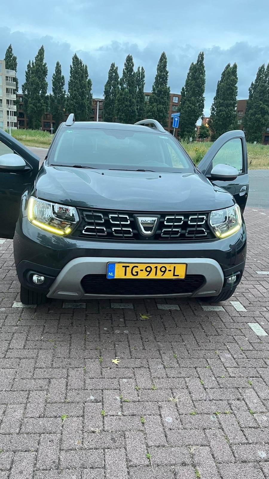 LPG. G3  Dacia Duster TCe 125pk 4x2 S&S 2018 Grijs, Auto's, Voorwielaandrijving, 125 pk, 4 cilinders, Duster