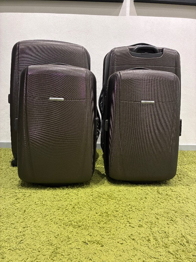 Z.g.a.n. Samsonite kofferset. Slechts 2x gebruikt !, Hard kunststof, 45 tot 55 cm, Zo goed als nieuw, 70 cm of meer