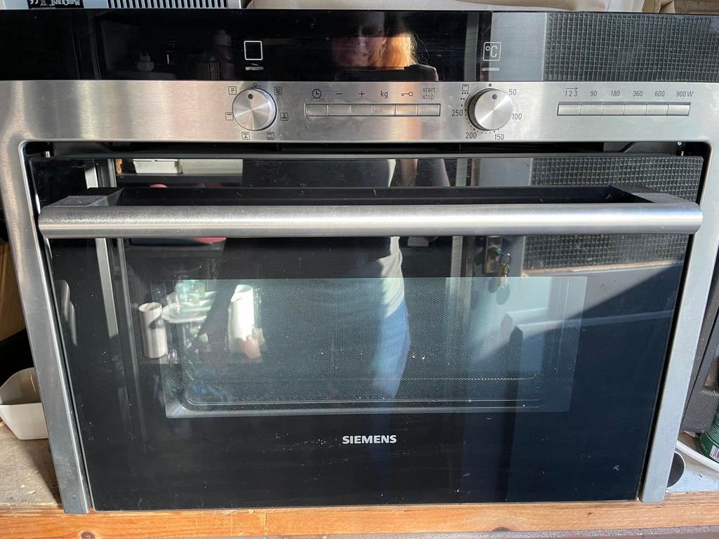 Siemens inbouw combimagnetron werkt naar behoren, Gebruikt, Hete lucht, 60 cm of meer, Oven met grill