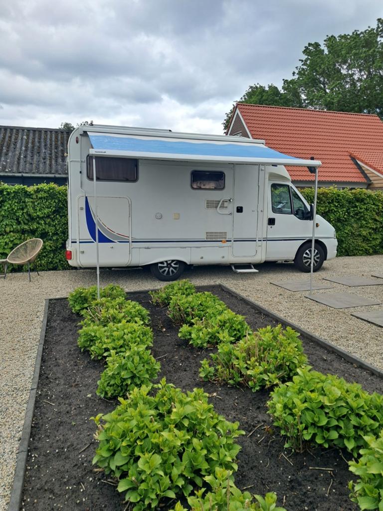 Te koop Camper, merk Fiat 2.8, lengte 5.90 m., Caravans en Kamperen, Particulier, Half-integraal