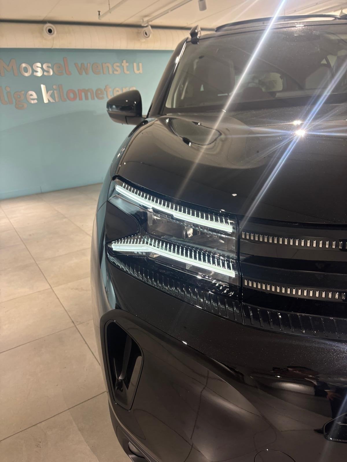Citroen C5 Aircross 1.6 Plug-in Hybrid 225pk Max NIEUW | DIR, Auto's, 12 maanden, 4 cilinders, C5 Aircross, Zwart