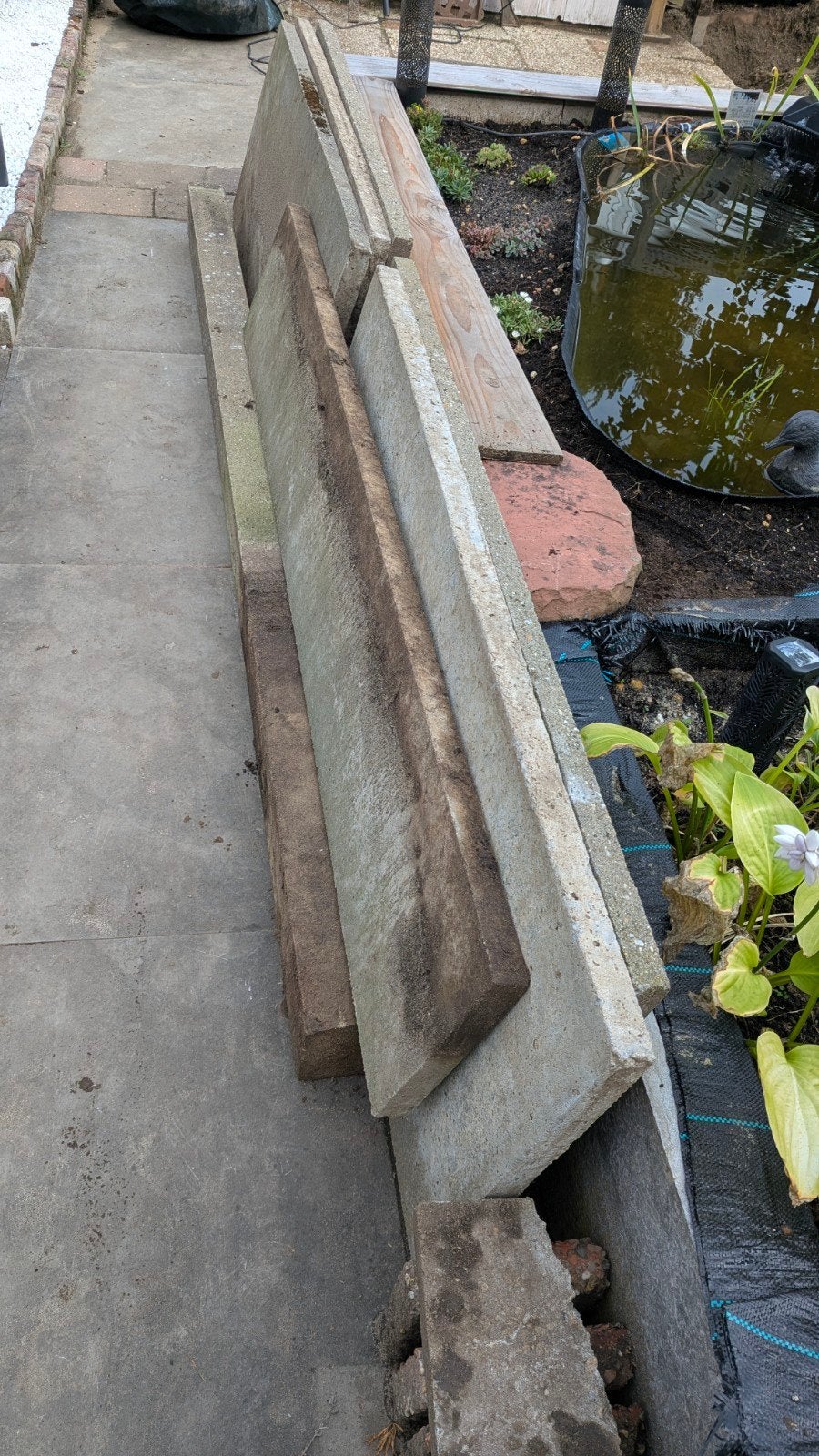 Gratis betonplaten en betonpalen, Ophalen, Gebruikt, 100 tot 200 cm, Overige typen
