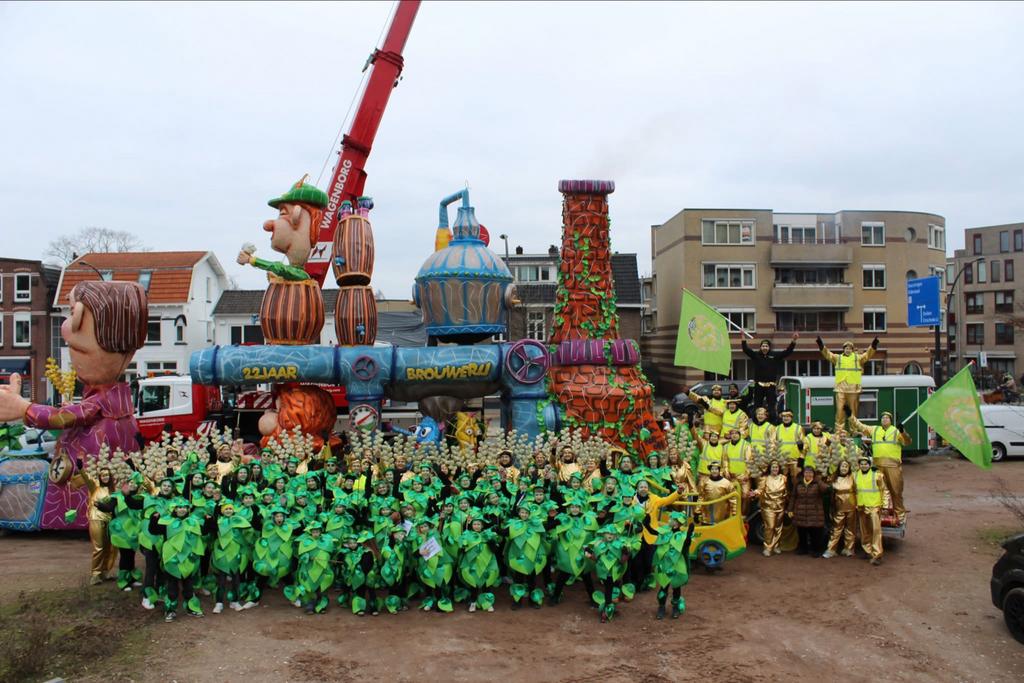 Grote loopgroep  (hop en tarwe), ook in delen mogelijk, Ophalen, Carnaval