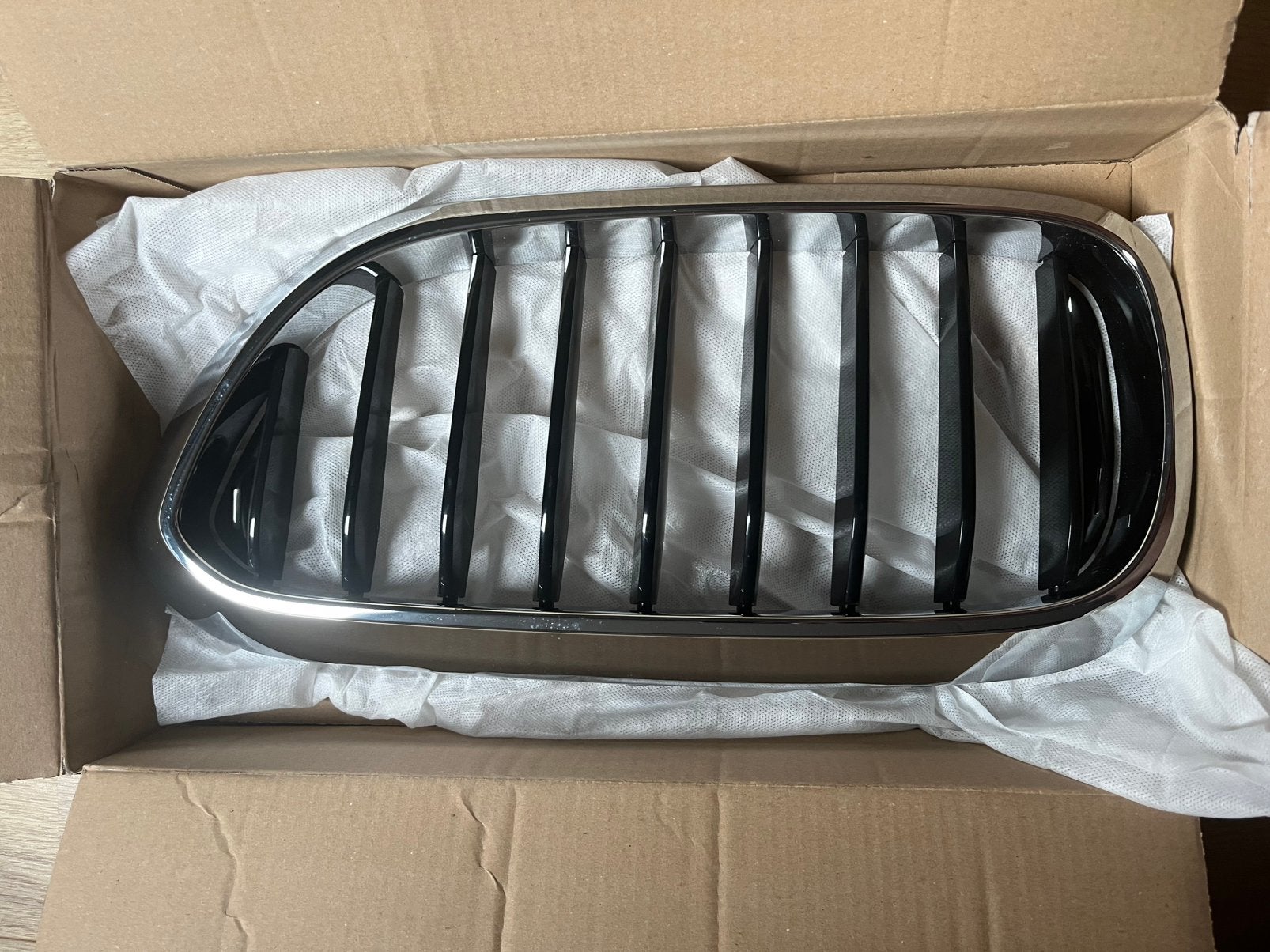Originele BMW nieren – BMW 5-serie G30/G31, chroom, Ophalen, Gebruikt, Voor, Bumper