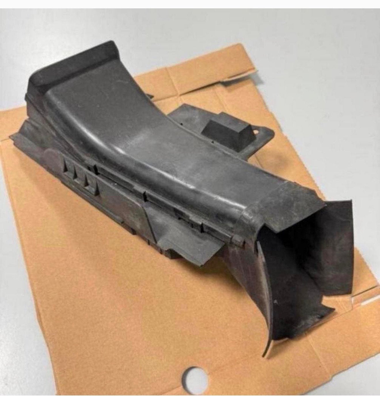 BMW 3 E46 2004 Rechter rem-koelluchtkanaal oem 51718197928, Ophalen of Verzenden, Zo goed als nieuw, H, H