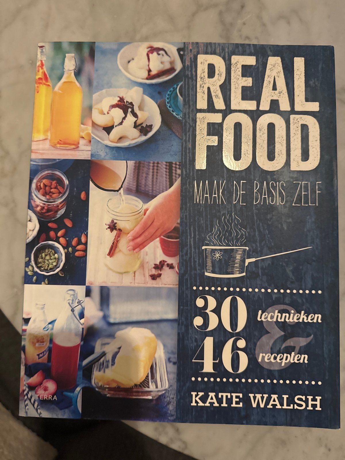 Real Food: Maak de basis zelf - Kate Walsh (Kookboek), Boeken, Ophalen of Verzenden, Zo goed als nieuw