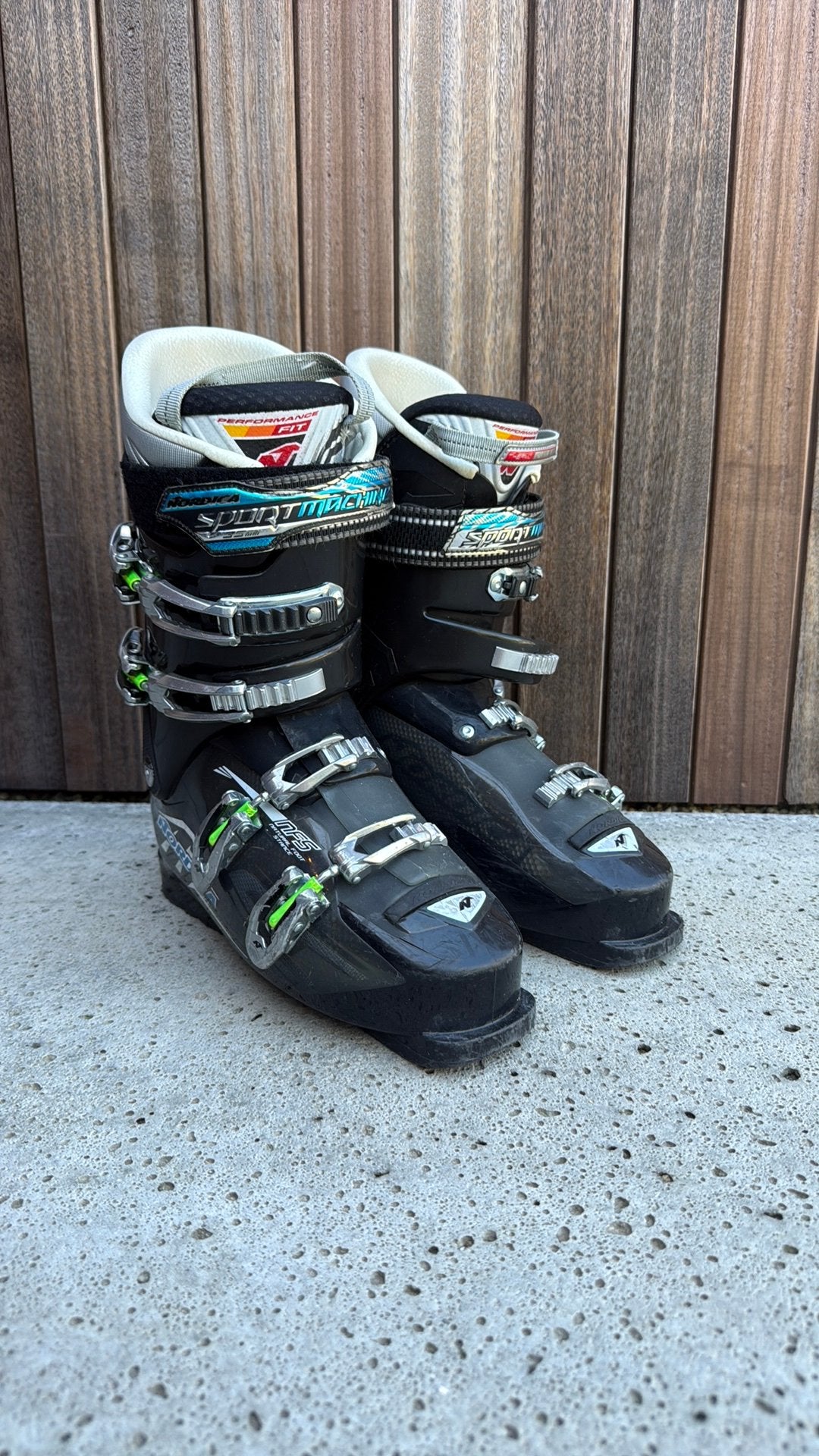 Ski schoenen Nordica NX, Sport en Fitness, Skiën en Langlaufen, Ophalen, 160 tot 180 cm, Schoenen, Zo goed als nieuw