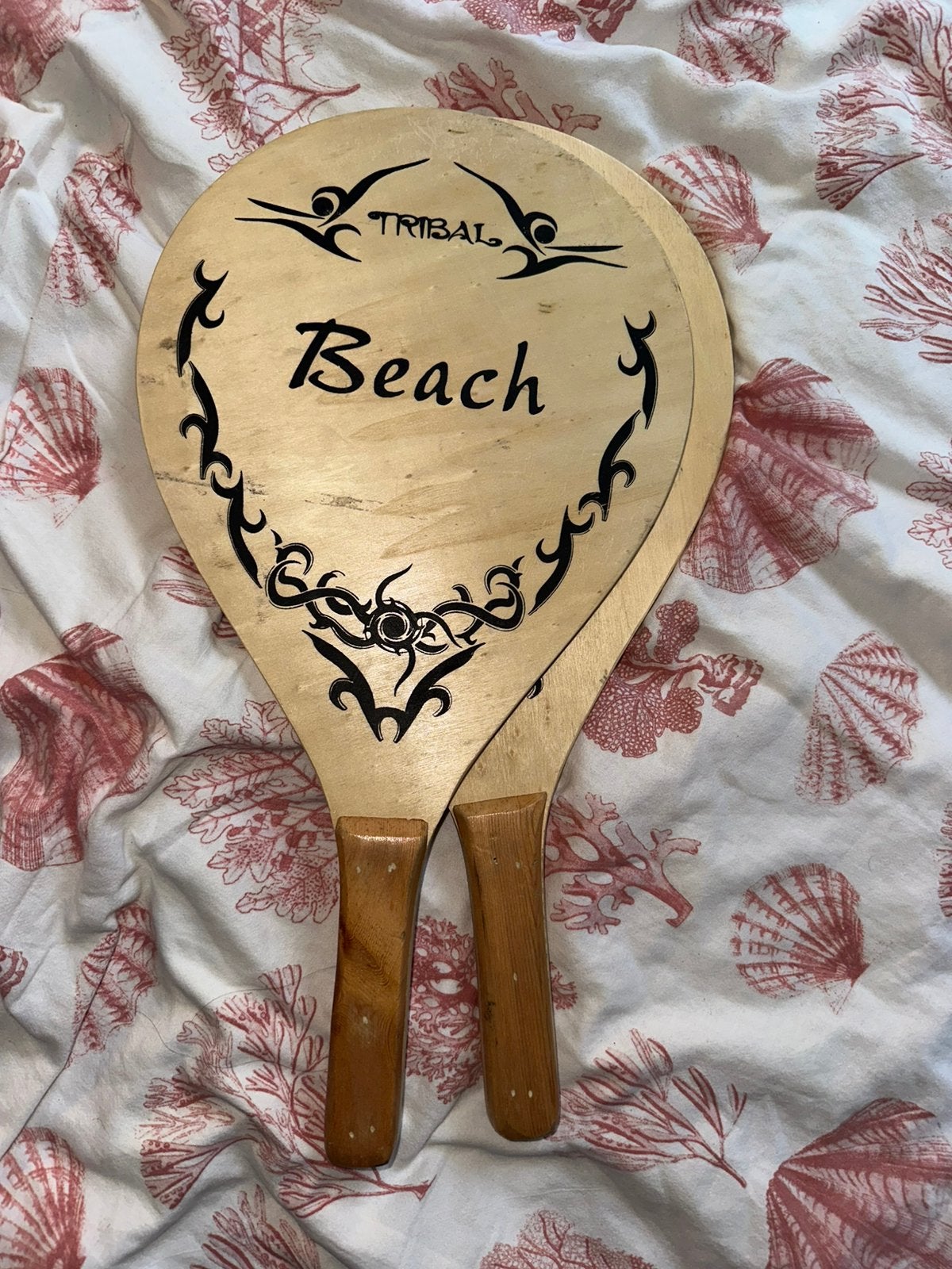 Pair of Wooden Beach Paddles – Tribal Design, Ophalen of Verzenden, Zo goed als nieuw