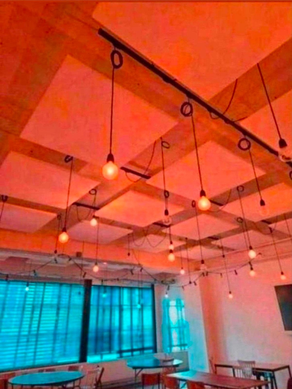 Industriële rails met hanglampen, Ophalen of Verzenden