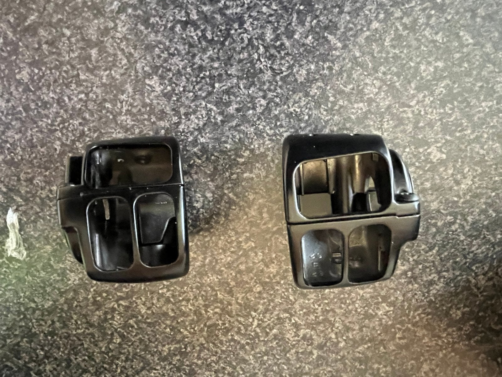 Harley Davidson zwarte switch housing sport 2003 zwart, Ophalen of Verzenden