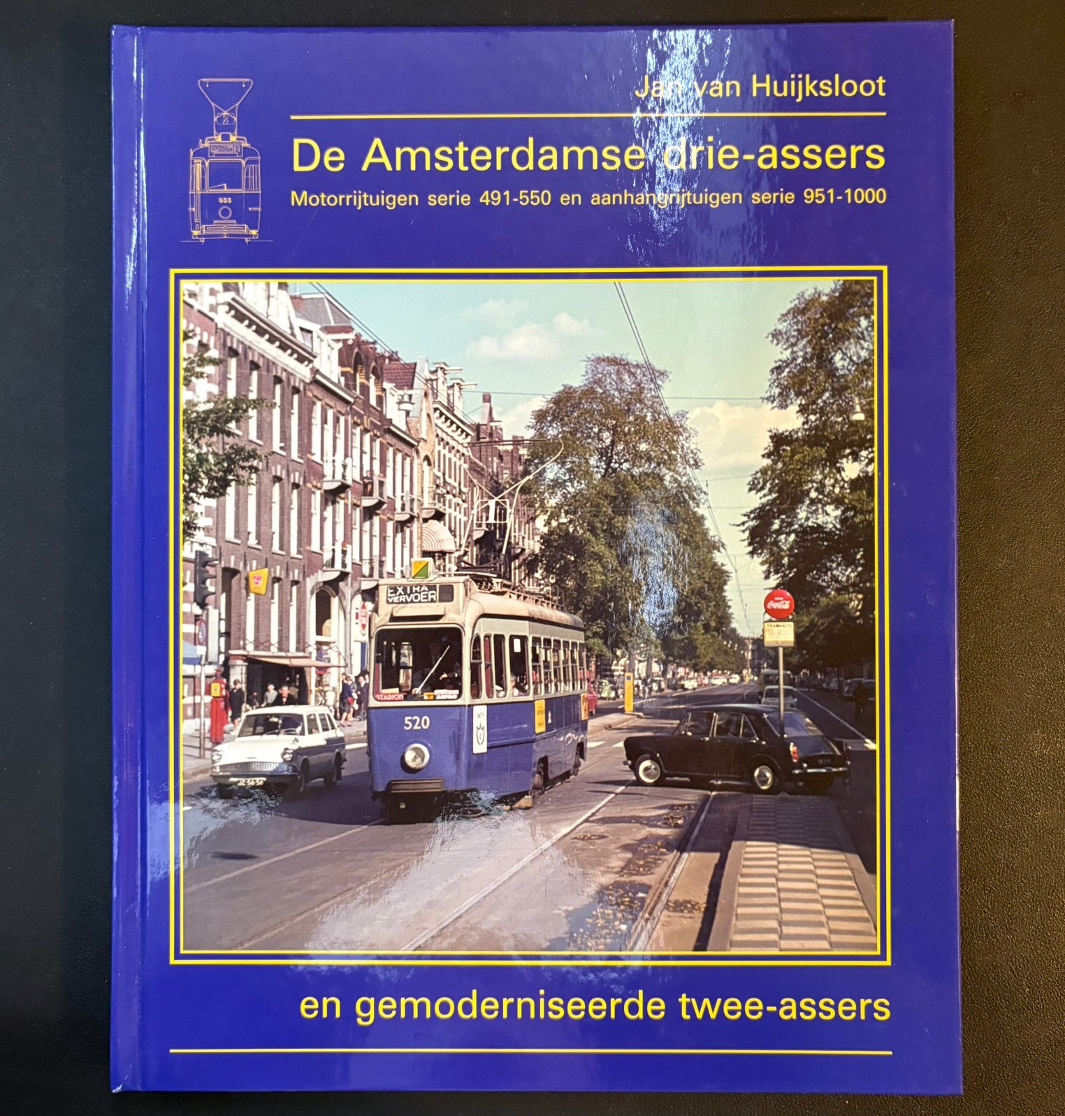 De Amsterdamse drie-assers (2003), Verzamelen, Spoorwegen en Tramwegen, Ophalen of Verzenden, Zo goed als nieuw, Tram, Boek of Tijdschrift