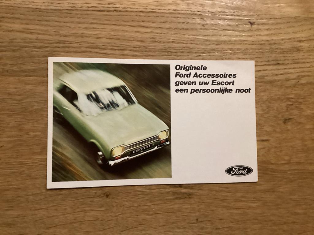 Ford Escort Accessoires Folder, Ophalen of Verzenden, Gelezen, Ford