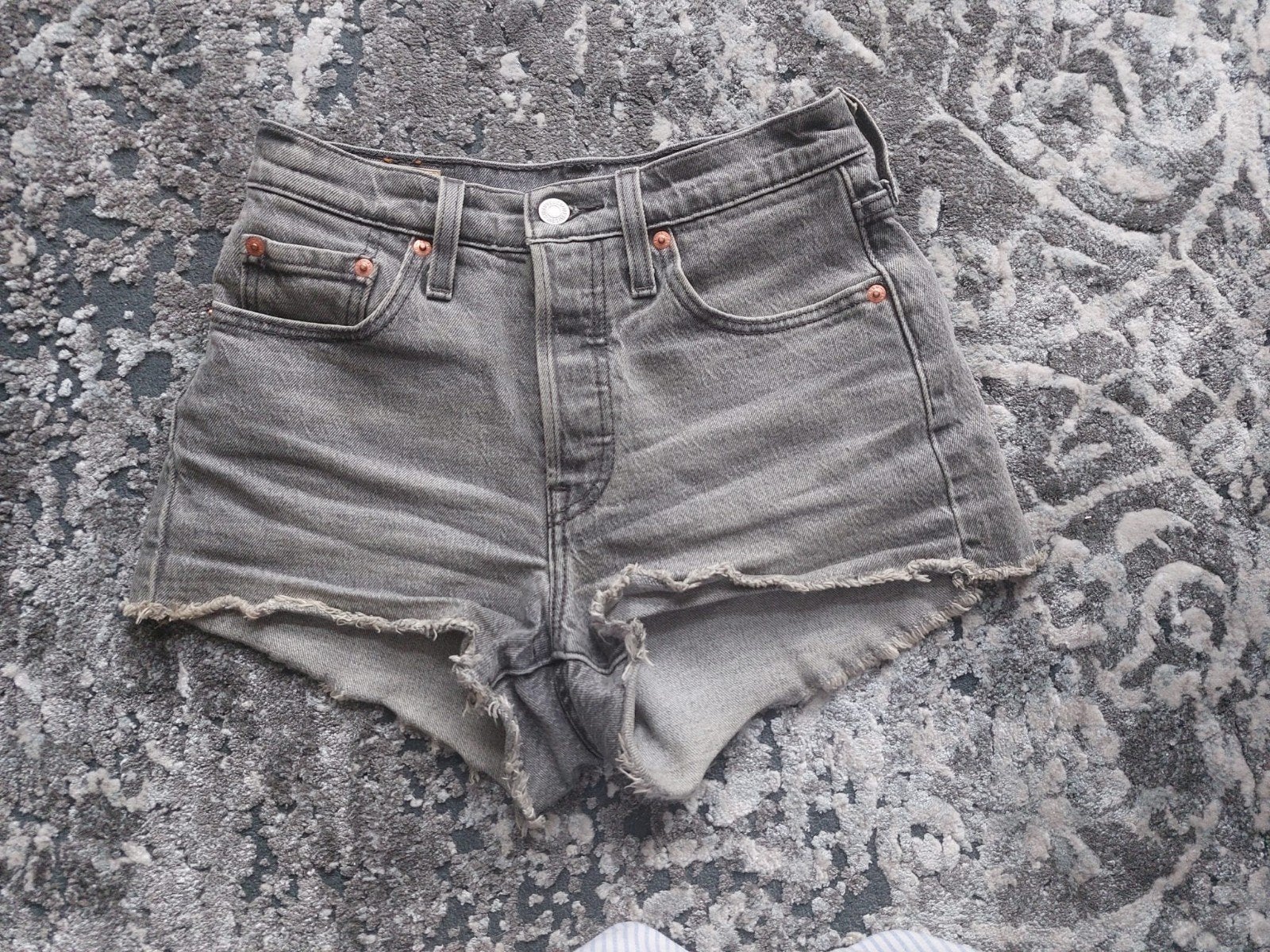 Levi's  501 dames korte broek, Verzenden, Zo goed als nieuw, Blauw, W28 - W29 (confectie 36)