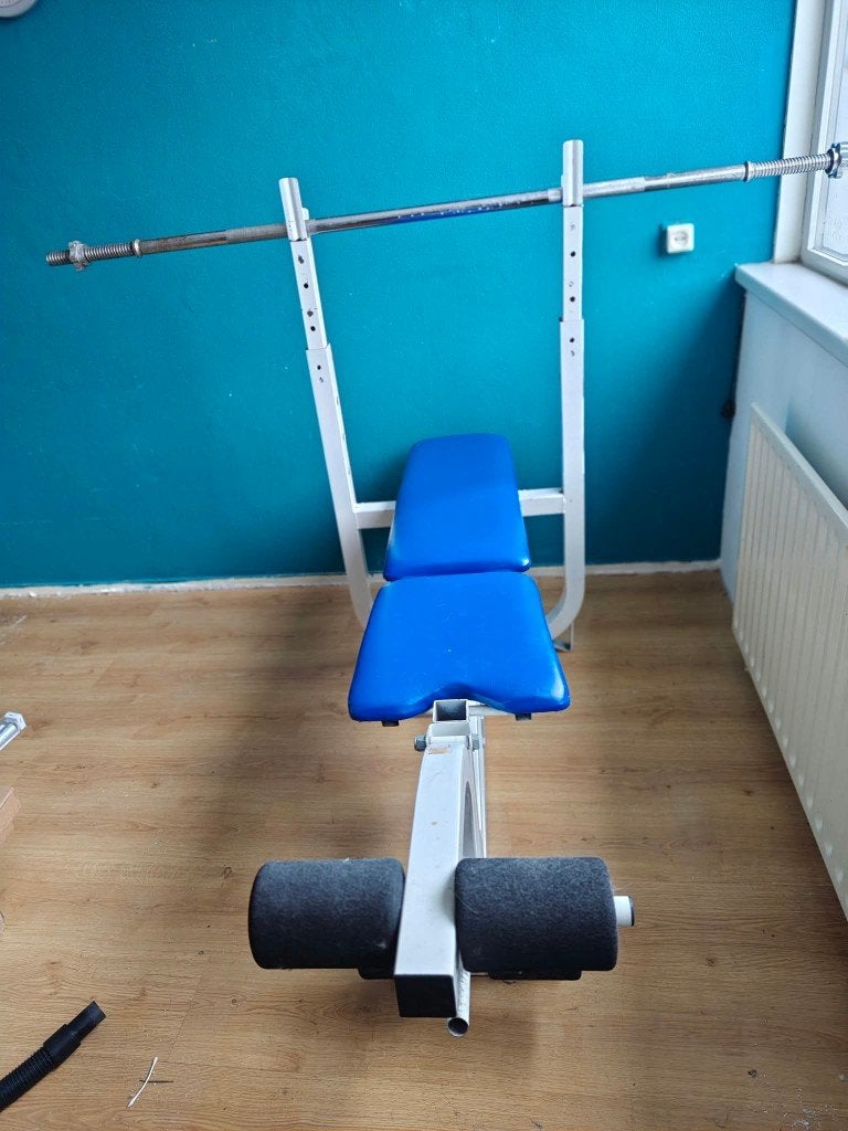 Halterstang 15 kilo Lengte 220 cm, Sport en Fitness, Fitnessmaterialen, Ophalen, Zo goed als nieuw, Armen, Halterstangen