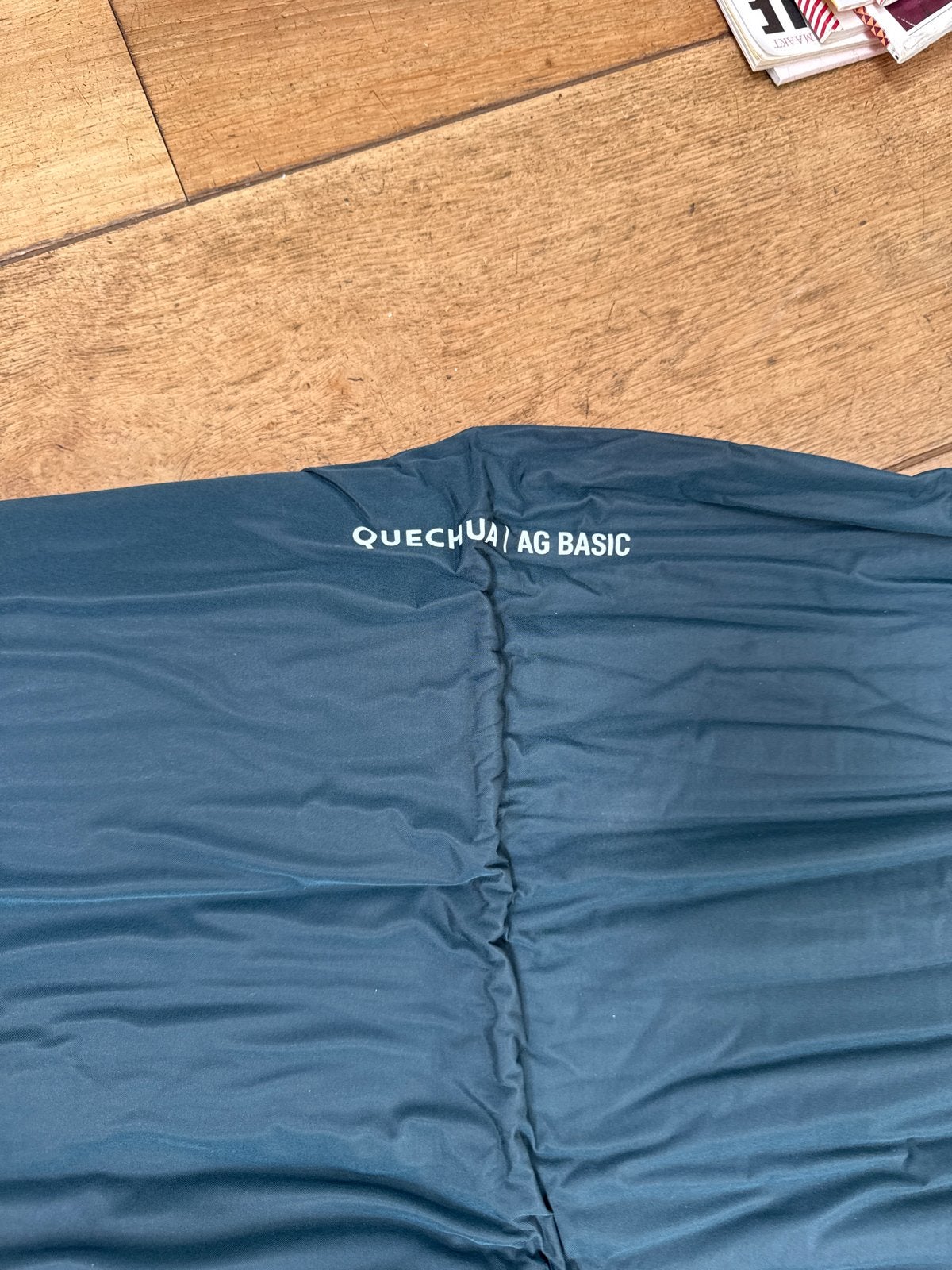 Zelfopblaasbaar campingmatras - 2x gebruikt, Ophalen, Ingebouwde pomp, Gebruikt, 1-persoons