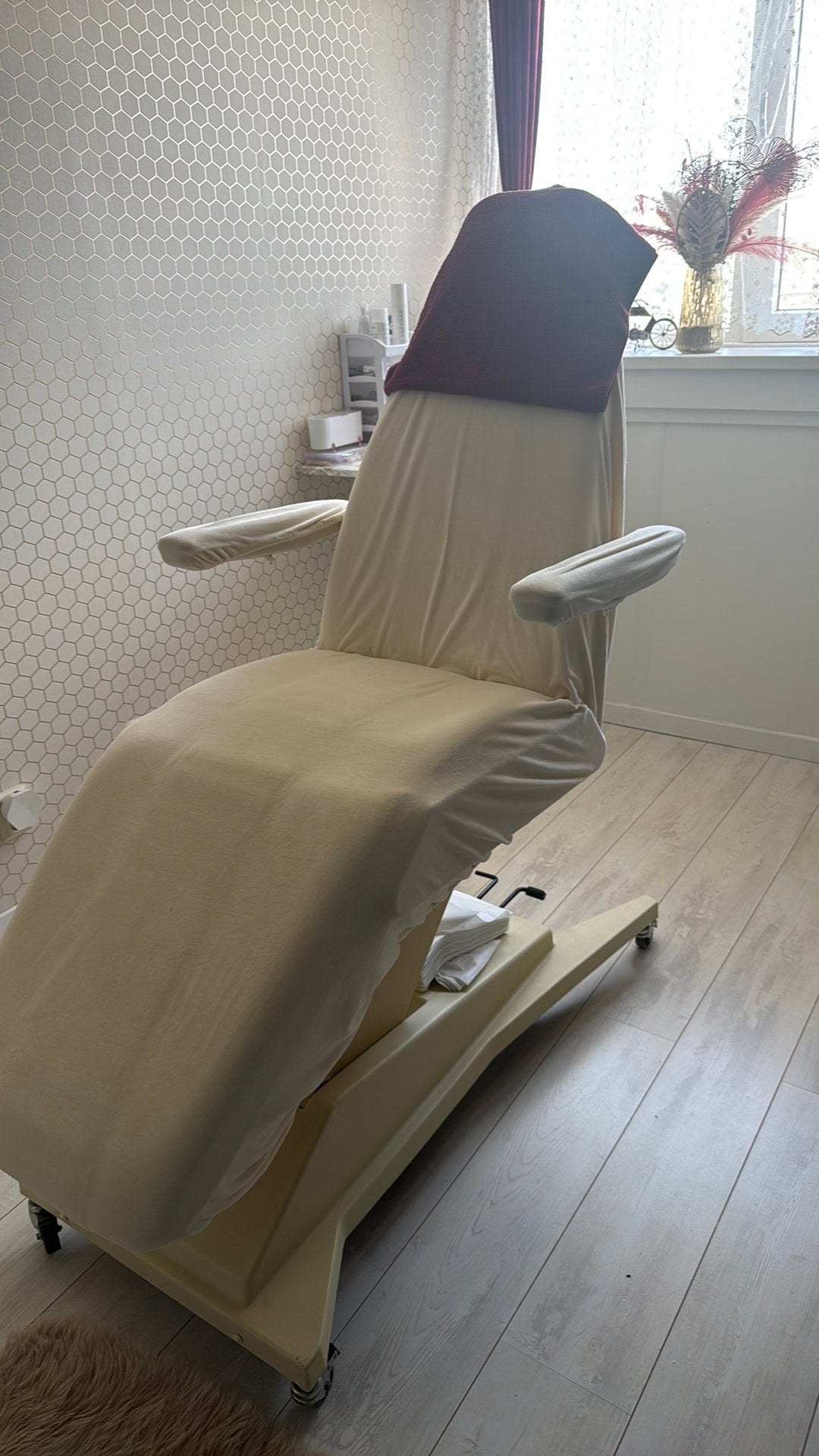 Behandelstoel zo goed als nieuw, Sport en Fitness, Massageproducten, Ophalen, Zo goed als nieuw, Massagetafel