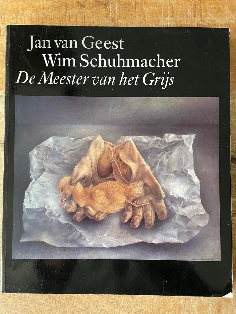 Wim Schuhmacher - Meester van het grijs, Ophalen of Verzenden, Gelezen