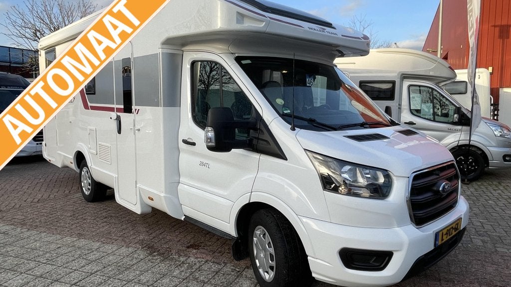Caravans And Camping Roller