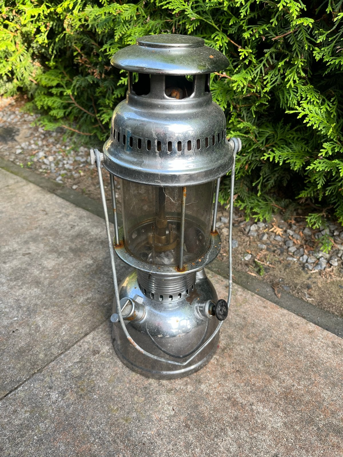 Vintage olielamp / petroleumlamp per stuk voor €35,00, Ophalen