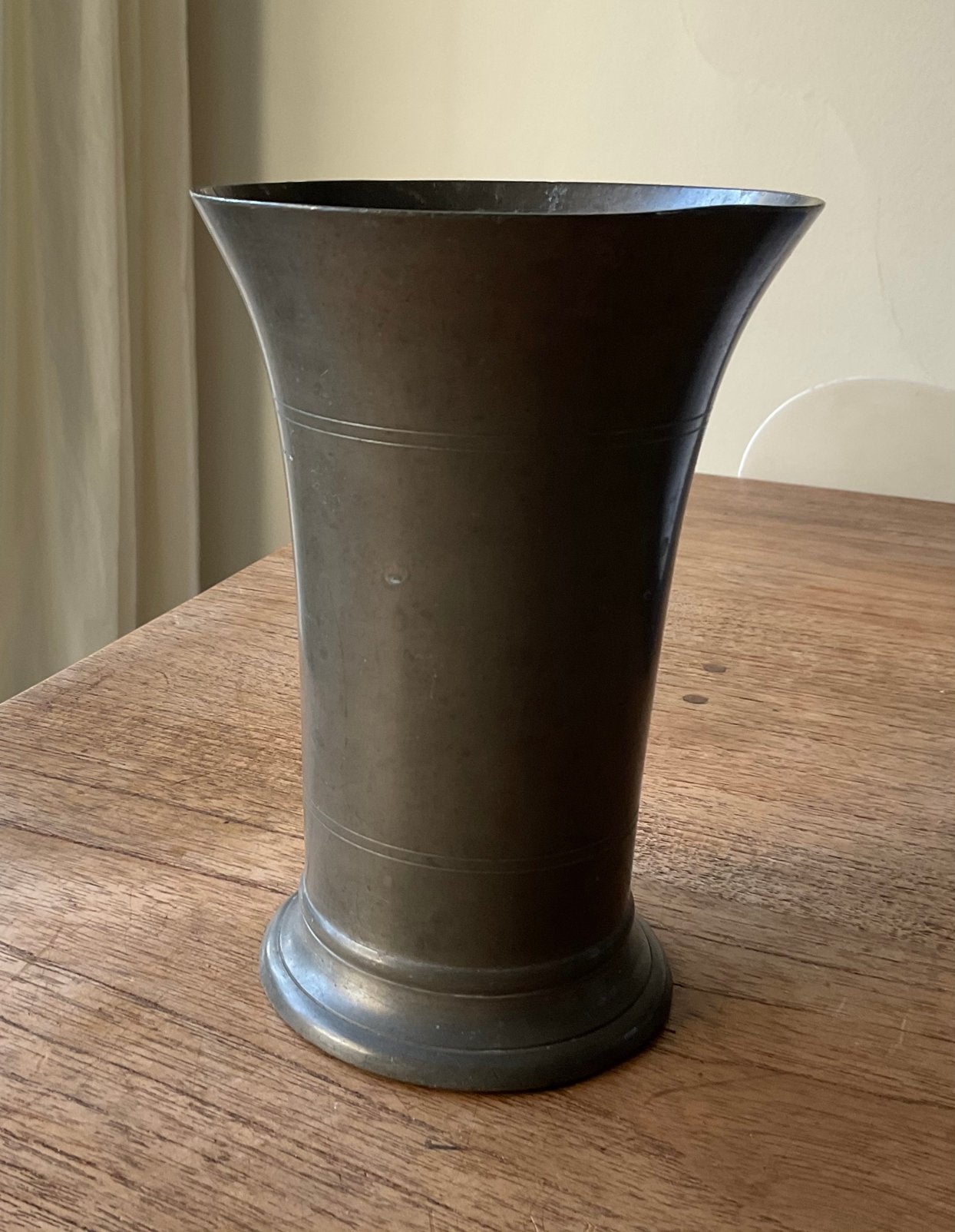 Antieke tinnen vaas, Huis en Inrichting, Woonaccessoires | Vazen, Overige kleuren, Ophalen of Verzenden, Minder dan 50 cm, Glas