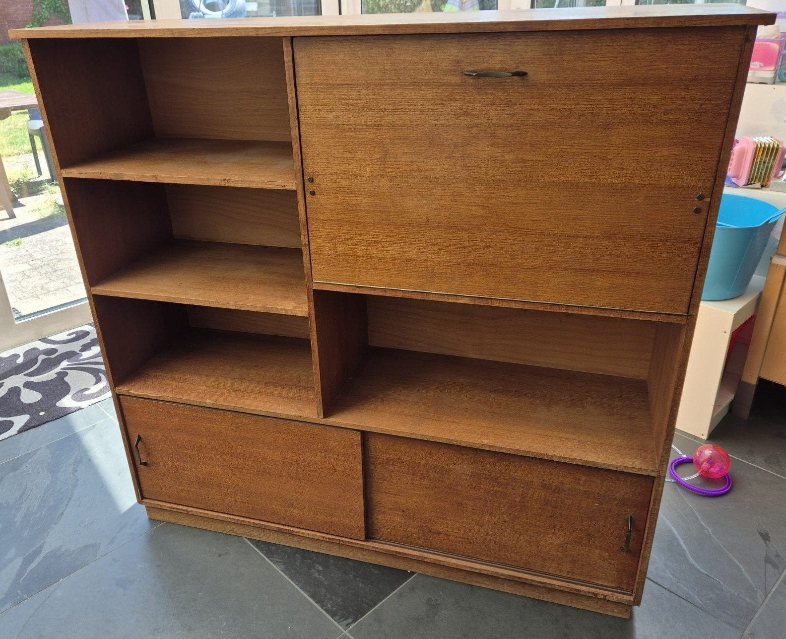 Retro highboard kast - Opknapper met potentie, Huis en Inrichting, Ophalen, 100 tot 150 cm, 100 tot 150 cm, Overige houtsoorten