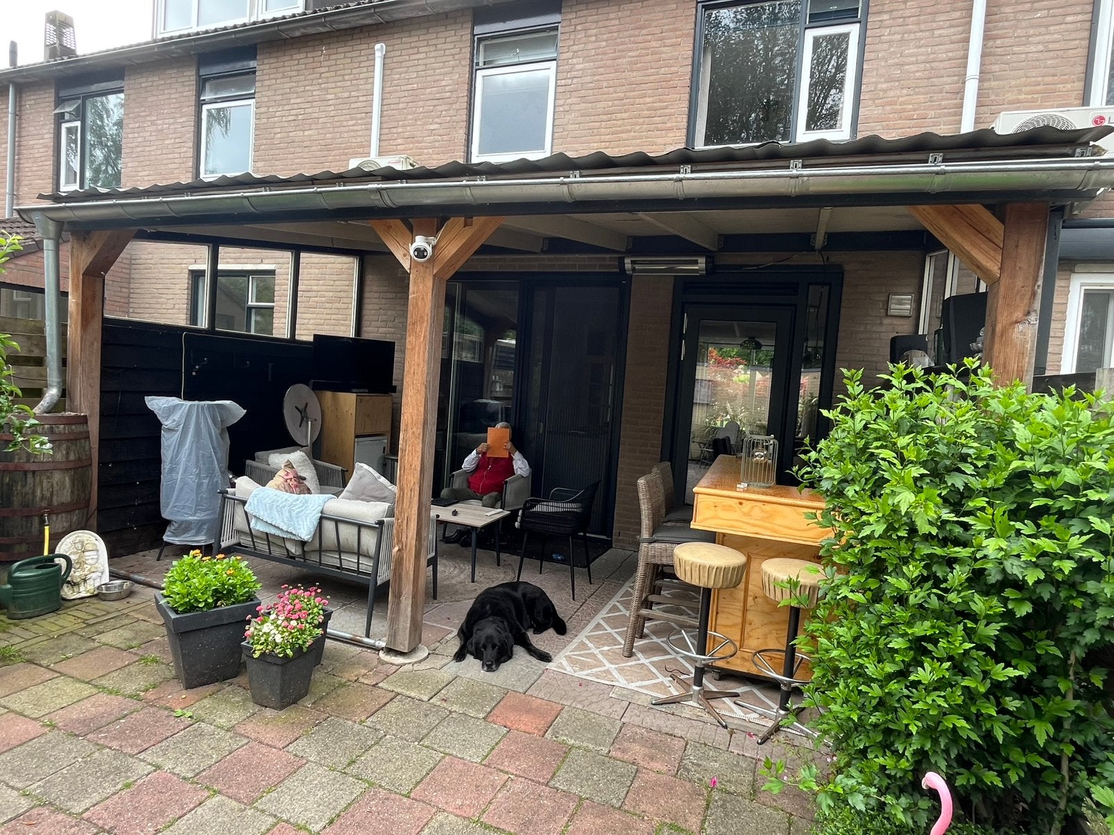 Douglas overkapping, Ophalen