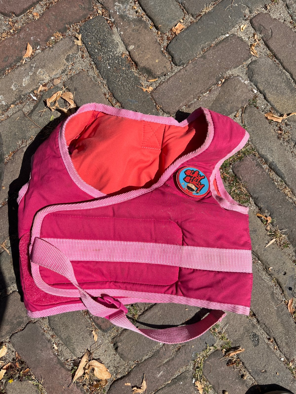 Roze fietshesje voor kinderen - Veiligheid voorop!, Fietsen en Brommers, Ophalen, Gebruikt, Overige maten, Jongen of Meisje