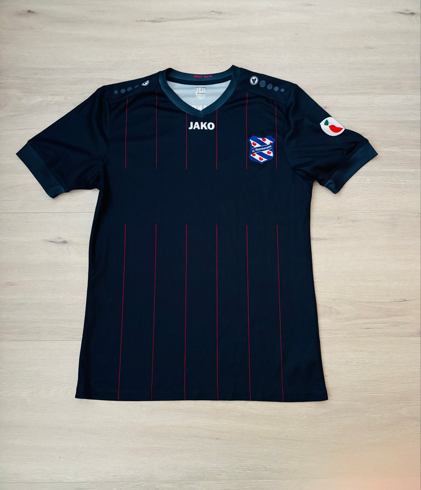 SC Heerenveen JAKO Thuisshirt - Maat L, Ophalen, Zo goed als nieuw, Voetbal, Maat 48/50 (M)