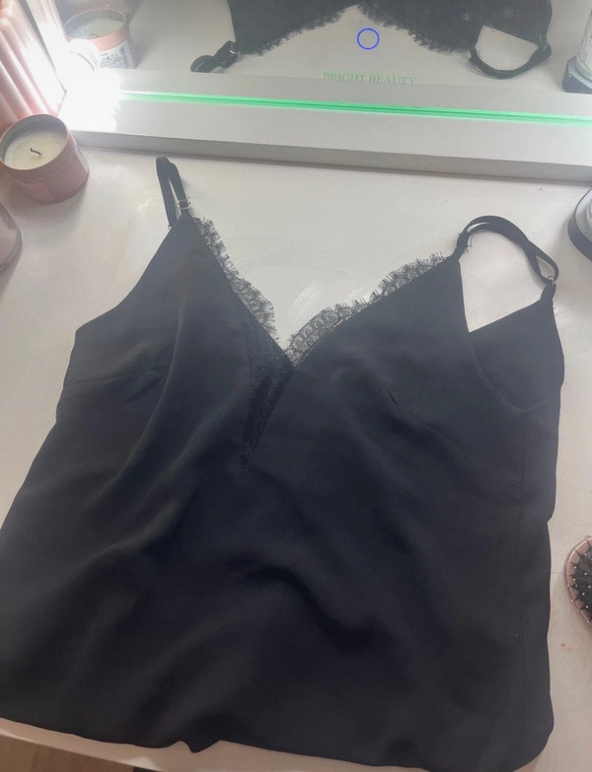 Zwart kanten topje Loavies - Maat XS, Kleding | Dames, Zwart, Ophalen of Verzenden, Zo goed als nieuw, Zonder mouw