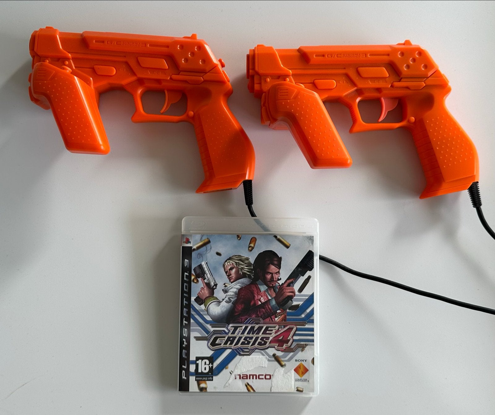 Time Crisis 4 PS3 met 2 G-Con 3 Light Guns, Gebruikt, Shooter, 2 spelers, Eén computer