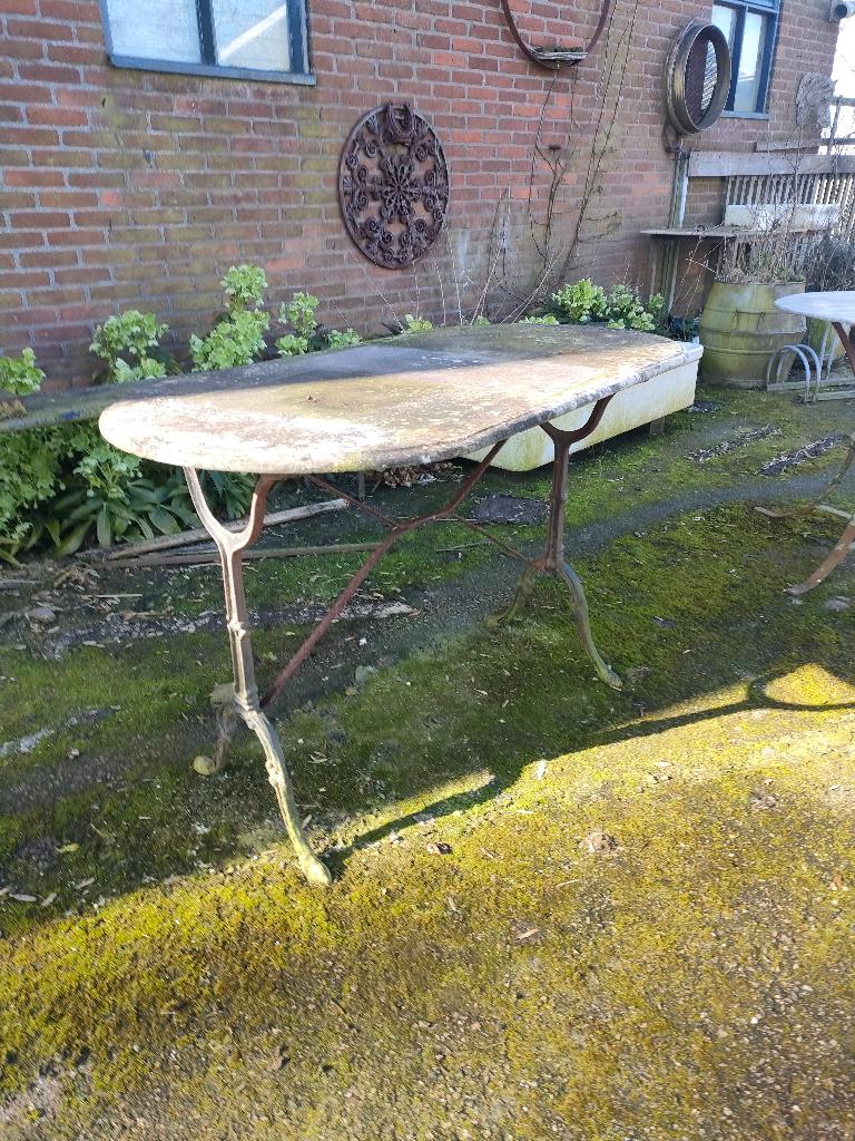 Tuintafel gietijzeren onderstel ovaal marmeren blad wit, Ophalen, Gebruikt, Ovaal, Metaal