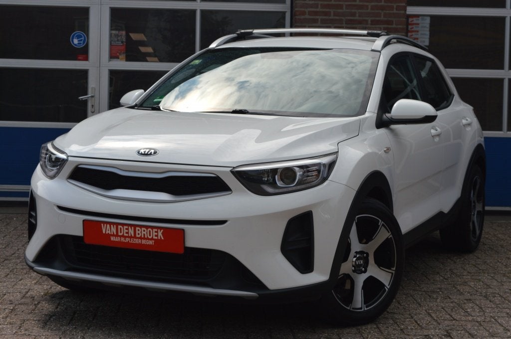 Kia Stonic 1.0 T-GDi MHEV | CAMERA - CARPLAY (bj 2021), Auto's, Voorwielaandrijving, Dealer onderhouden, Gebruikt, Euro 6