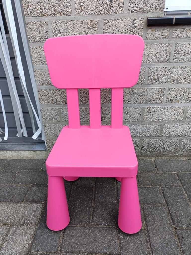 Kinderstoel ikea zo goed als nieuw, Kinderen en Baby's, Kinderkamer | Tafels en Stoelen, Ophalen, Zo goed als nieuw, Stoel(en)