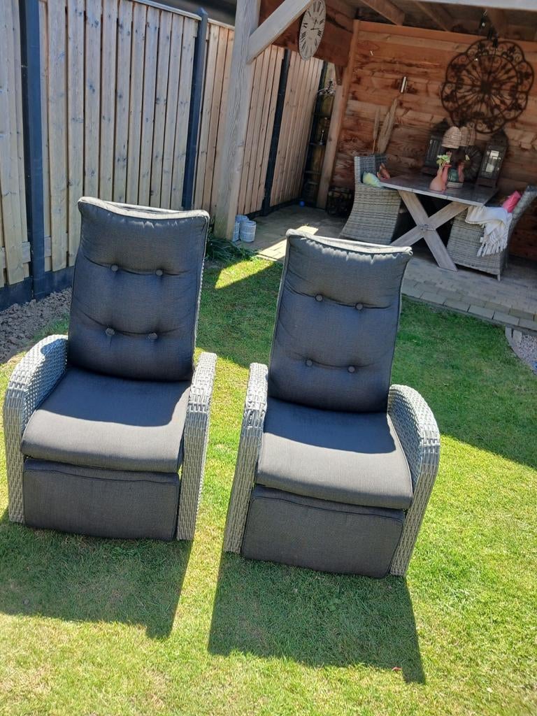 Twee luxe verstelbare tuinstoelen met kussens, Ophalen, Gebruikt, Wicker, Verstelbaar
