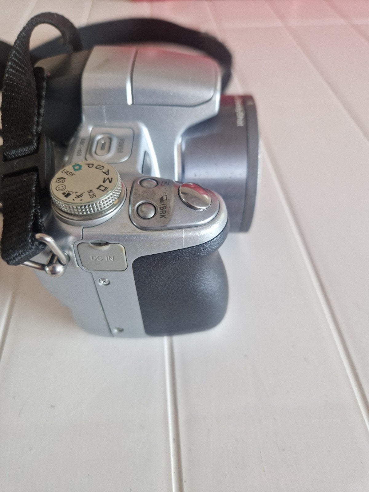 Foto 6 van Sony Cyber-shot DHC-H50 camera