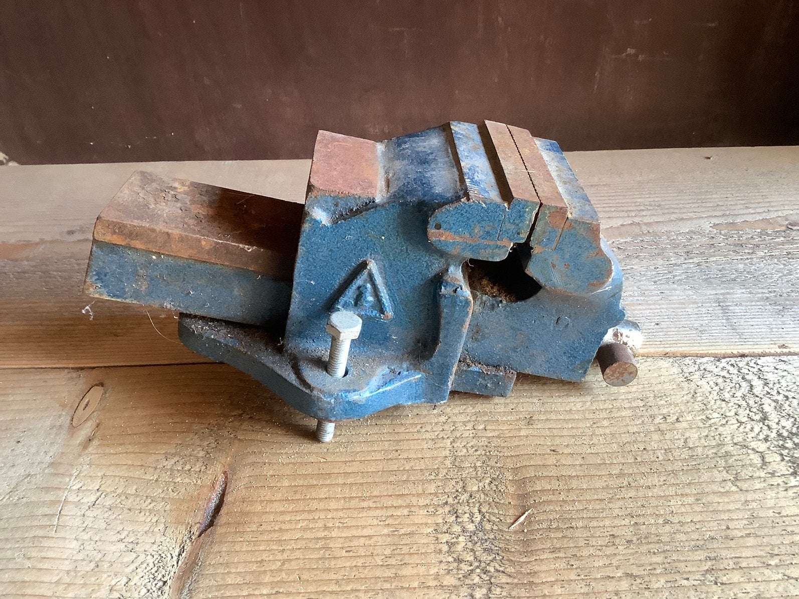 Blauwe kleine bankschroef, Ophalen of Verzenden, Gebruikt, Bankschroef