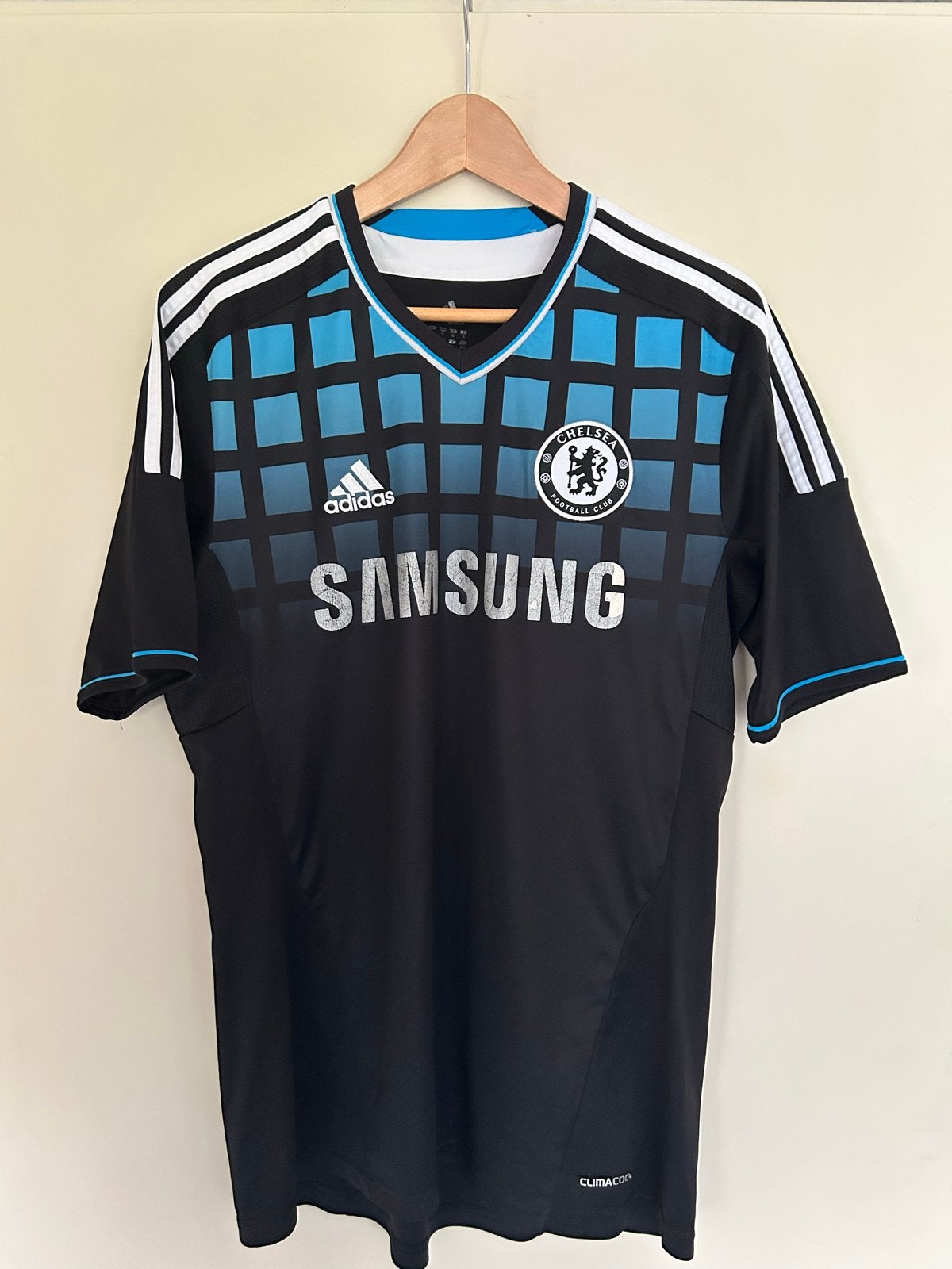Chelsea uit tenue 2011-2012 maat M - sponsor licht beschadig, Maat M, Verzenden, Gebruikt, Shirt