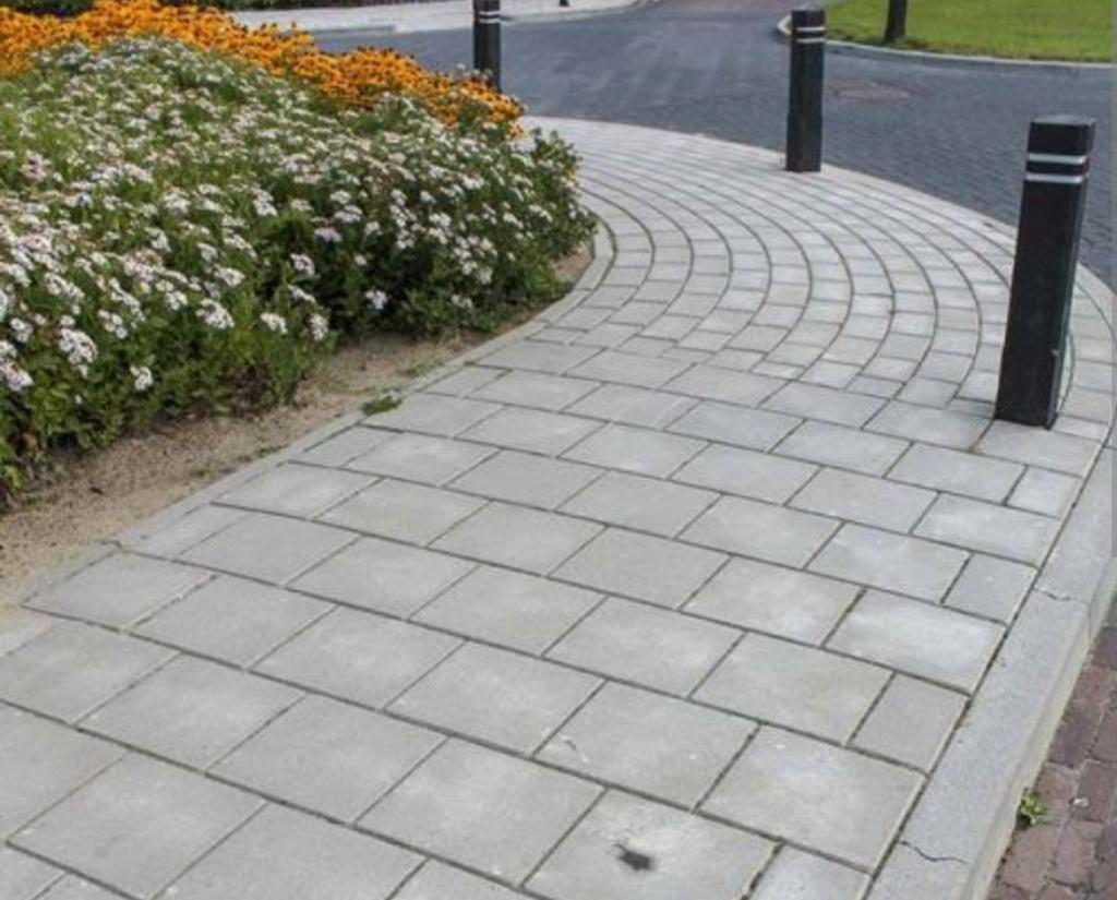 GEZOCHT stoeptegels 30x30 in Den Ham (ov), Ophalen of Verzenden, Beton, Overige typen
