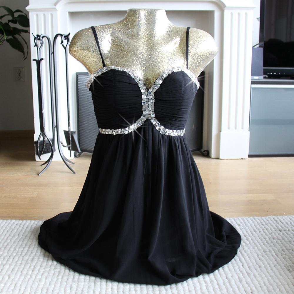 Prachtige Jane Norman Jurk (XS) € 60,-, Kleding | Dames, Zwart, Ophalen of Verzenden, Maat 34 (XS) of kleiner, Boven de knie