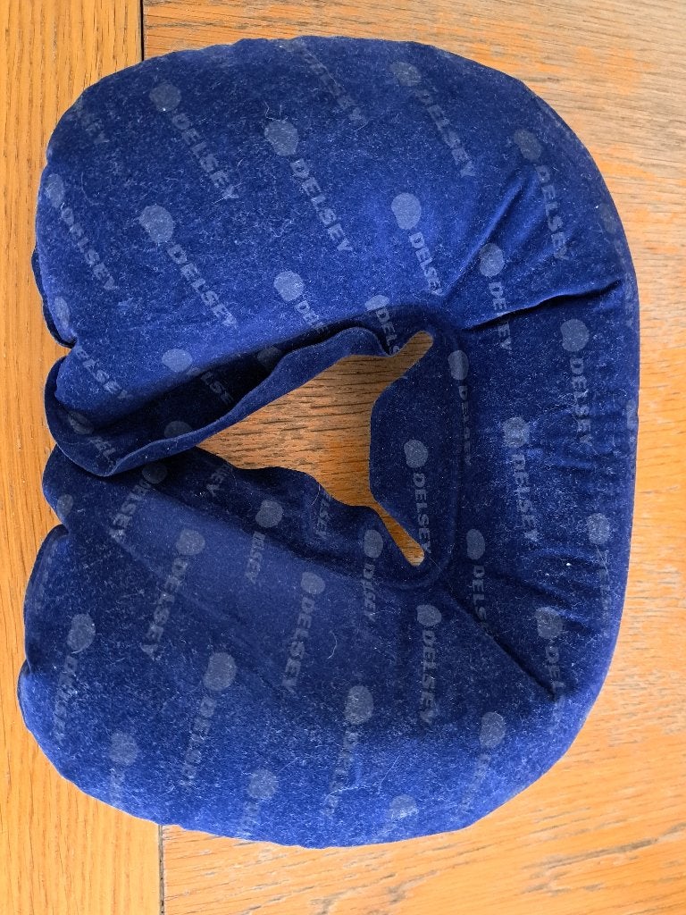 nek kussen Delsey voor een bus reis of vliegtuig reis, Ophalen of Verzenden, Gebruikt, Overige typen