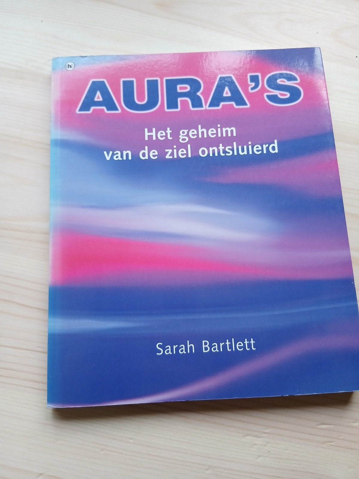 Aura's: Het geheim van de ziel ontsluierd, Achtergrond en Informatie, Spiritualiteit algemeen, Ophalen of Verzenden, Zo goed als nieuw