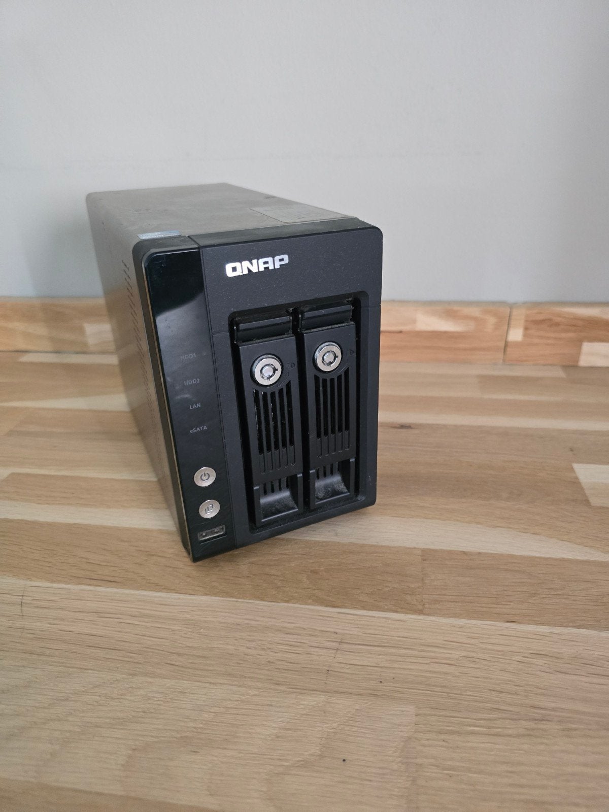 QNAP TS-239 Pro II+ NAS met 2x 1TB HDD's, Computers en Software, NAS, Ophalen of Verzenden, Gebruikt