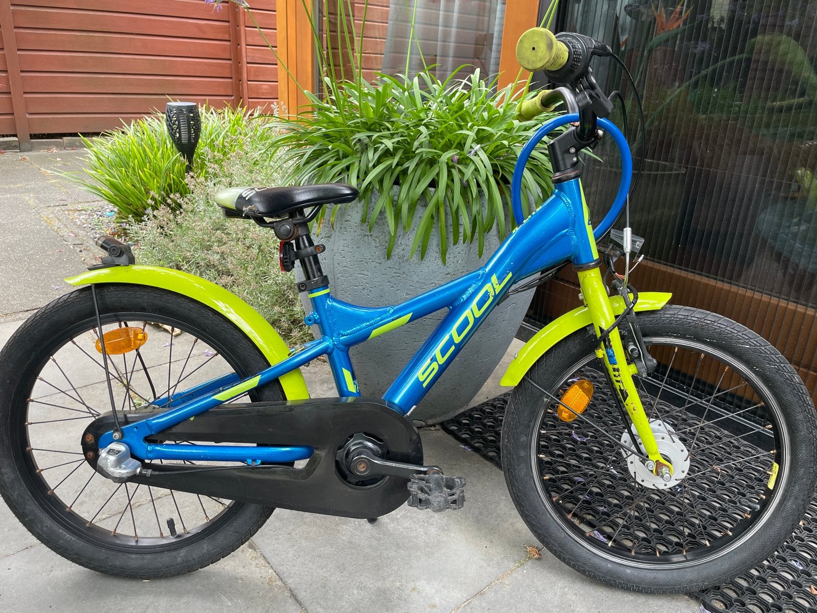 Scool Jongensfiets 18 inch - XXlite met 3 versnellingen, Fietsen en Brommers, Terugtraprem, Gebruikt, Versnellingen, Minder dan 49 cm