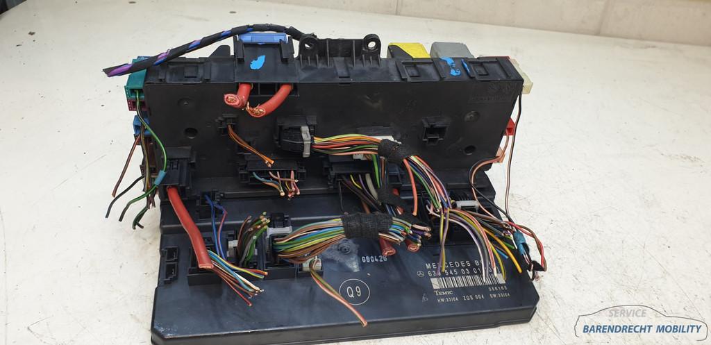 Sam module front zekeringkast Vito Viano W639 6395450301 ori, Gebruikt, Mercedes-Benz AG, Mercedes-Benz, Ophalen of Verzenden